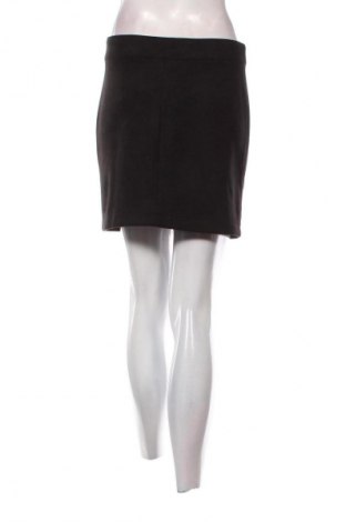 Пола Esmara, Размер M, Цвят Черен, Цена 2,04 €