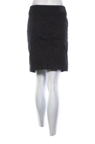 Пола Esprit, Размер S, Цвят Черен, Цена 2,04 €