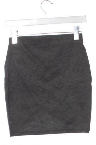 Пола Gina Tricot, Размер XS, Цвят Сив, Цена 2,04 €