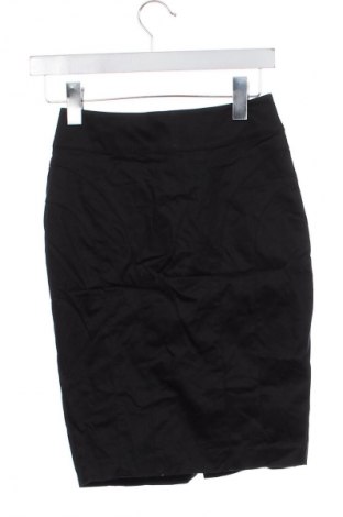 Sukně H&M, Velikost XS, Barva Černá, Cena  79,00 Kč