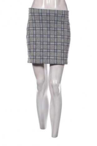 Пола H&M Divided, Размер S, Цвят Многоцветен, Цена 2,55 €