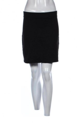 Пола H&M Divided, Размер S, Цвят Черен, Цена 2,04 €