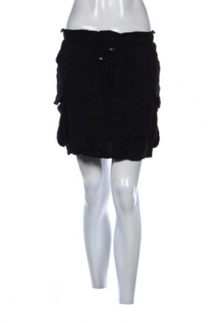 Пола Janina, Размер M, Цвят Черен, Цена 2,04 €