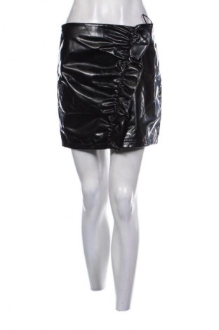 Пола Mango, Размер S, Цвят Черен, Цена 2,04 €