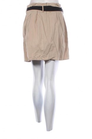 Пола Mango, Размер S, Цвят Бежов, Цена 3,57 €