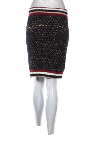 Пола Manosque, Размер S, Цвят Многоцветен, Цена 2,04 €