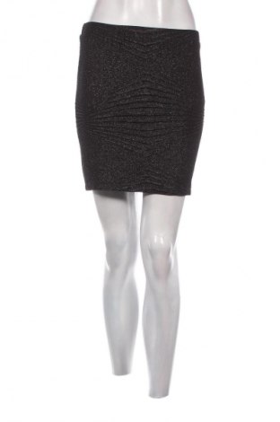 Пола Noisy May, Размер S, Цвят Черен, Цена 2,04 €