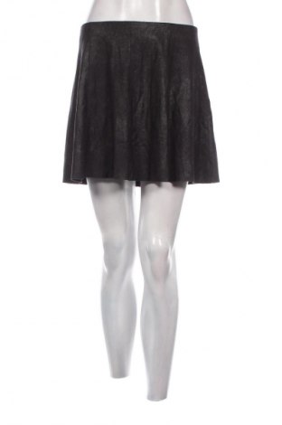 Пола ONLY, Размер S, Цвят Черен, Цена 2,04 €