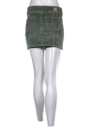 Пола Philip Russel, Размер M, Цвят Зелен, Цена 2,55 €