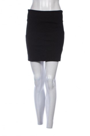 Пола Pimkie, Размер M, Цвят Черен, Цена 2,55 €