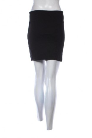 Пола Pimkie, Размер M, Цвят Черен, Цена 2,55 €