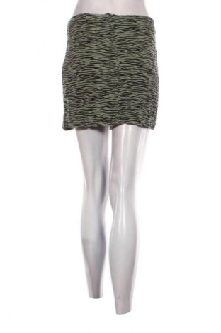 Пола Pull&Bear, Размер M, Цвят Многоцветен, Цена 2,04 €