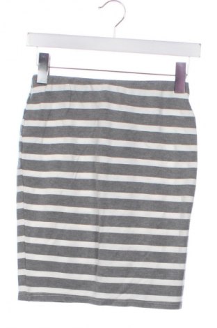 Пола Reserved, Размер XS, Цвят Многоцветен, Цена 2,04 €