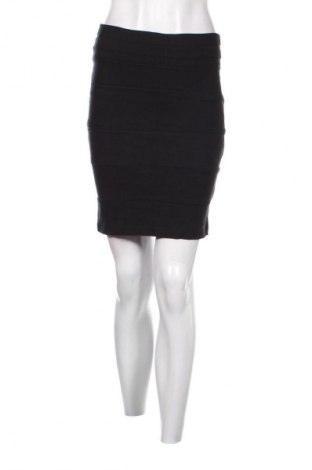 Пола Tally Weijl, Размер S, Цвят Черен, Цена 2,04 €