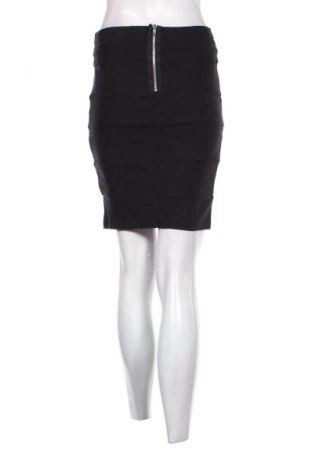 Пола Tally Weijl, Размер S, Цвят Черен, Цена 2,04 €