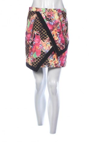 Пола Temt, Размер M, Цвят Многоцветен, Цена 2,04 €