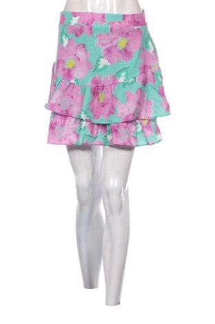 Пола Trendyol, Размер M, Цвят Многоцветен, Цена 8,69 €