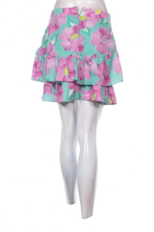 Пола Trendyol, Размер M, Цвят Многоцветен, Цена 8,69 €