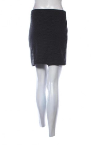 Пола True Style, Размер M, Цвят Многоцветен, Цена 2,04 €