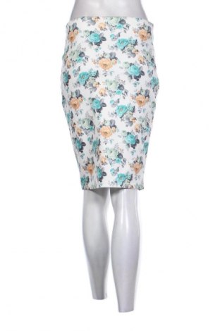 Пола Unbranded, Размер M, Цвят Многоцветен, Цена 2,04 €