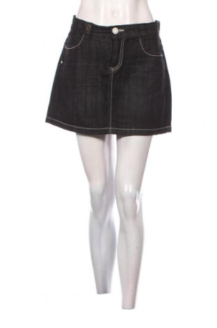 Пола Unbranded, Размер M, Цвят Черен, Цена 2,55 €