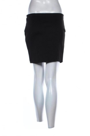 Пола Unbranded, Размер M, Цвят Черен, Цена 2,04 €