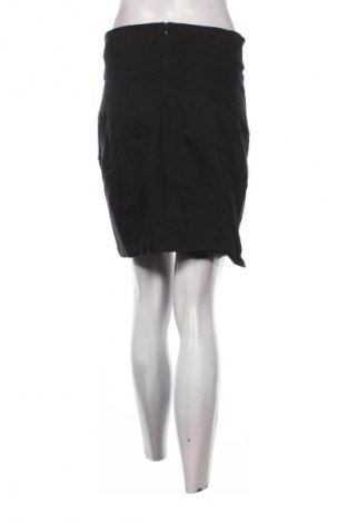 Пола Unbranded, Размер M, Цвят Черен, Цена 2,04 €