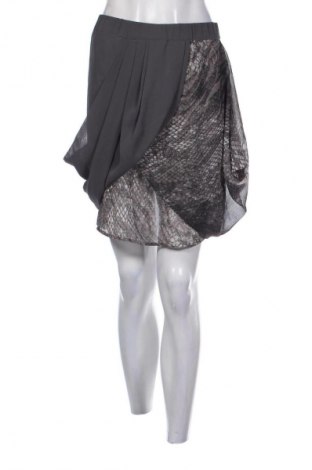 Пола United Colors Of Benetton, Размер M, Цвят Многоцветен, Цена 9,71 €