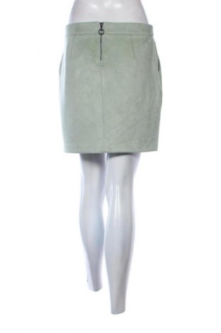Пола Vero Moda, Размер M, Цвят Зелен, Цена 2,04 €