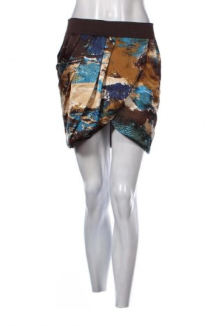 Пола Vero Moda, Размер M, Цвят Многоцветен, Цена 2,55 €