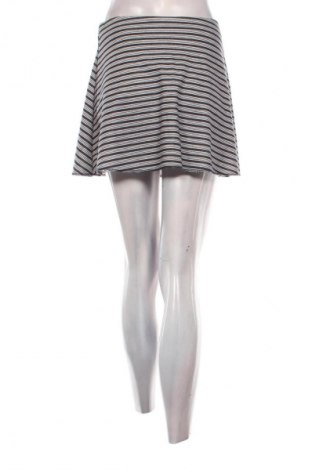 Пола Zara Trafaluc, Размер S, Цвят Многоцветен, Цена 2,04 €