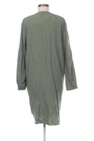 Kleid Ana&Ava, Größe M, Farbe Grün, Preis 13,99 €