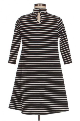 Kleid Atmosphere, Größe M, Farbe Mehrfarbig, Preis 3,99 €