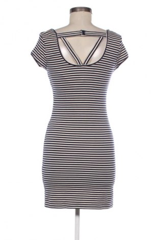 Sukienka Bershka, Rozmiar M, Kolor Kolorowy, Cena 25,29 zł