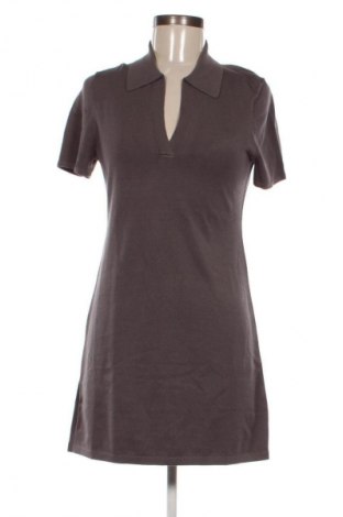 Rochie Calvin Klein Jeans, Mărime M, Culoare Gri, Preț 227,99 Lei