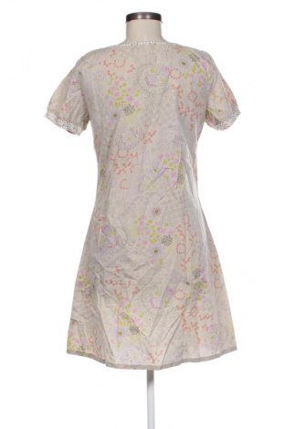 Ruha Container, Méret M, Szín Sokszínű, Ár 4 000 Ft