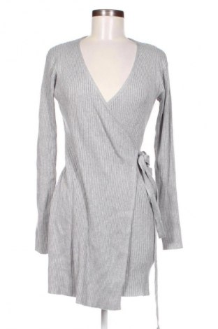 Šaty  Edited, Velikost M, Barva Šedá, Cena  1 649,00 Kč