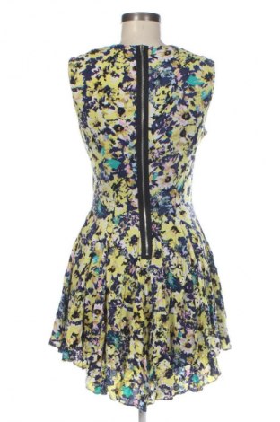 Šaty  H&M, Velikost M, Barva Vícebarevné, Cena  149,00 Kč