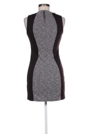 Sukienka H&M Divided, Rozmiar M, Kolor Kolorowy, Cena 27,31 zł