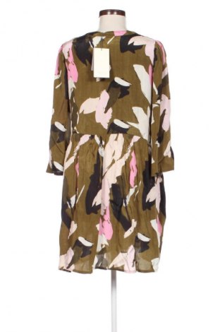 Kleid Kaffe, Größe M, Farbe Mehrfarbig, Preis 10,99 €