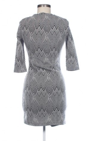 Kleid Mango, Größe S, Farbe Mehrfarbig, Preis 4,99 €