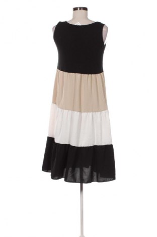 Ruha NEW COLLECTION, Méret M, Szín Sokszínű, Ár 4 559 Ft