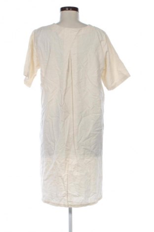 Ruha NEW COLLECTION, Méret M, Szín Ekrü
, Ár 4 529 Ft