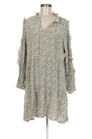 Kleid Noisy May, Größe M, Farbe Mehrfarbig, Preis 3,99 €