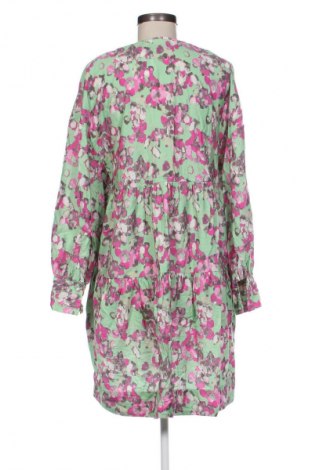 Ruha Norr, Méret S, Szín Sokszínű, Ár 16 402 Ft