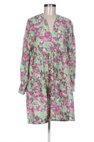 Ruha Norr, Méret S, Szín Sokszínű, Ár 16 402 Ft