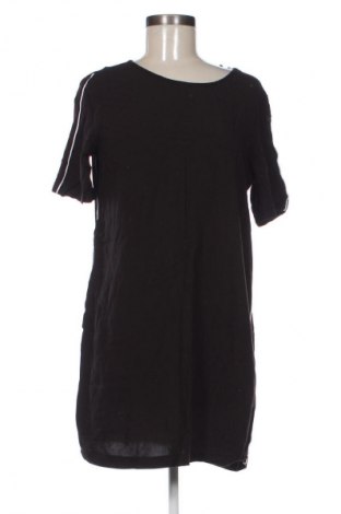 Sukienka ONLY, Rozmiar M, Kolor Czarny, Cena 22,99 zł