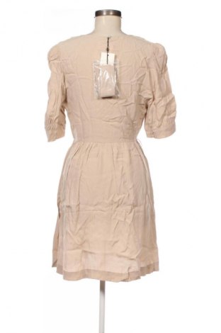 Rochie Pepe Jeans, Mărime M, Culoare Bej, Preț 128,99 Lei