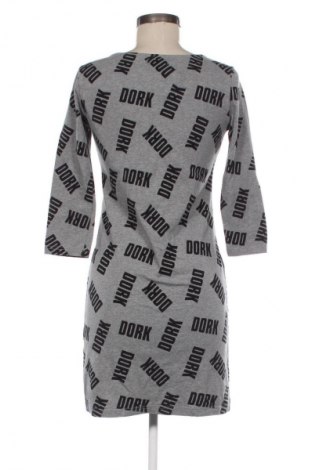 Šaty  Reserved, Velikost M, Barva Vícebarevné, Cena  139,00 Kč