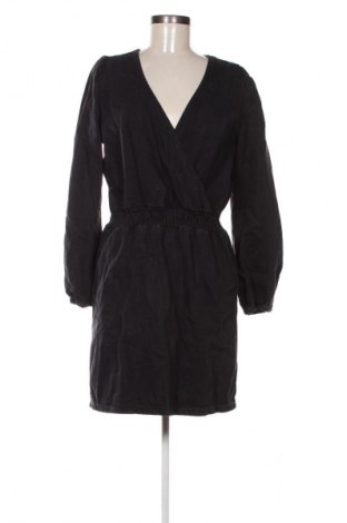 Šaty  Reserved, Velikost M, Barva Černá, Cena  139,00 Kč